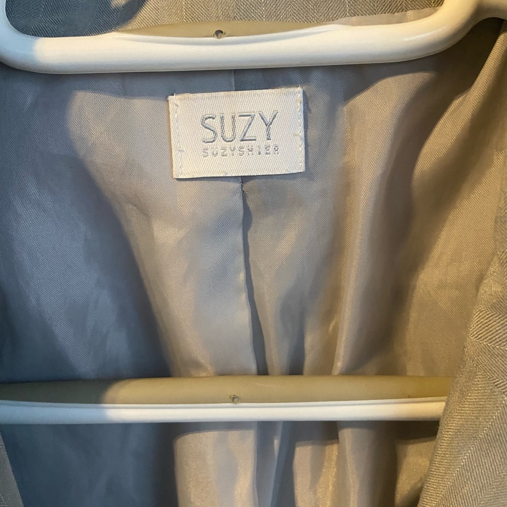 Suzy Shier Light Gray Blazer - Picture 6 of 8